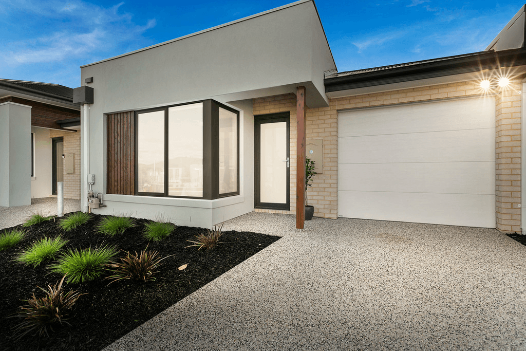 58  Leeson Street, OFFICER SOUTH, VIC 3809