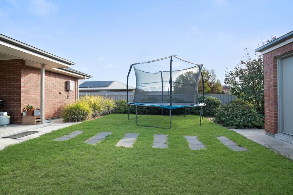23 Princess Royal Pde, Hindmarsh Island, SA 5214