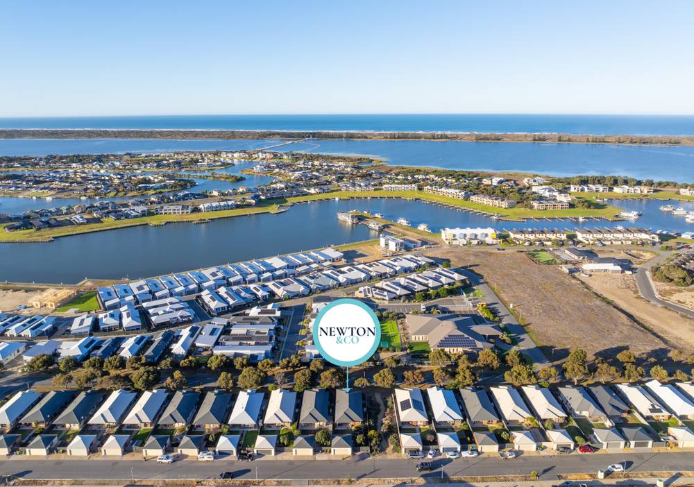 23 Princess Royal Pde, Hindmarsh Island, SA 5214