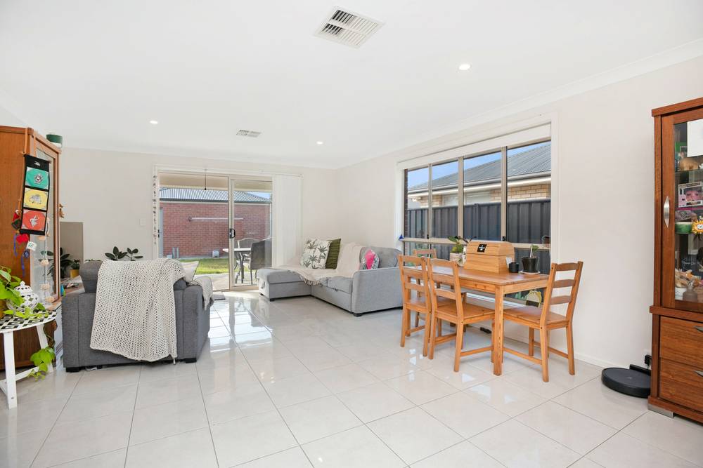 23 Princess Royal Pde, Hindmarsh Island, SA 5214