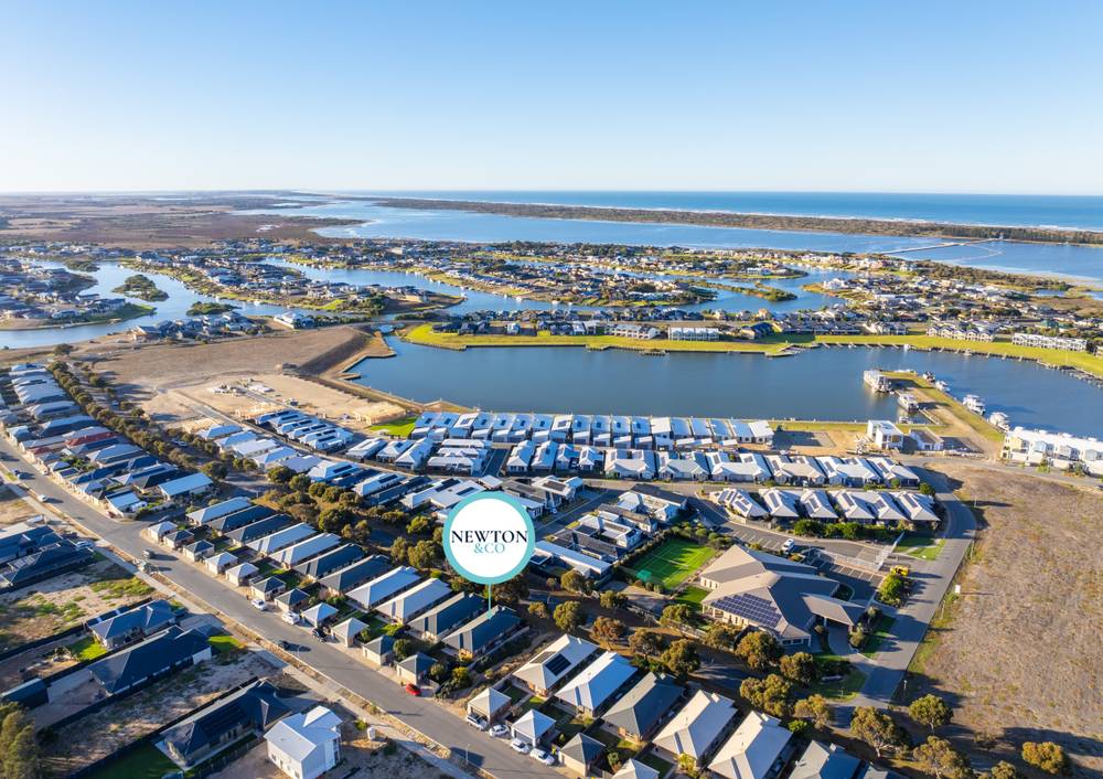23 Princess Royal Pde, Hindmarsh Island, SA 5214