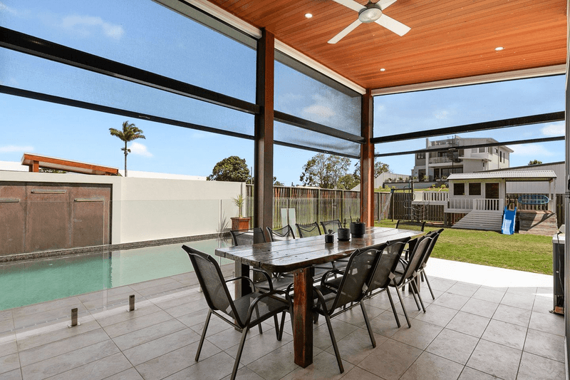 293 Esplanade, Pialba, QLD 4655