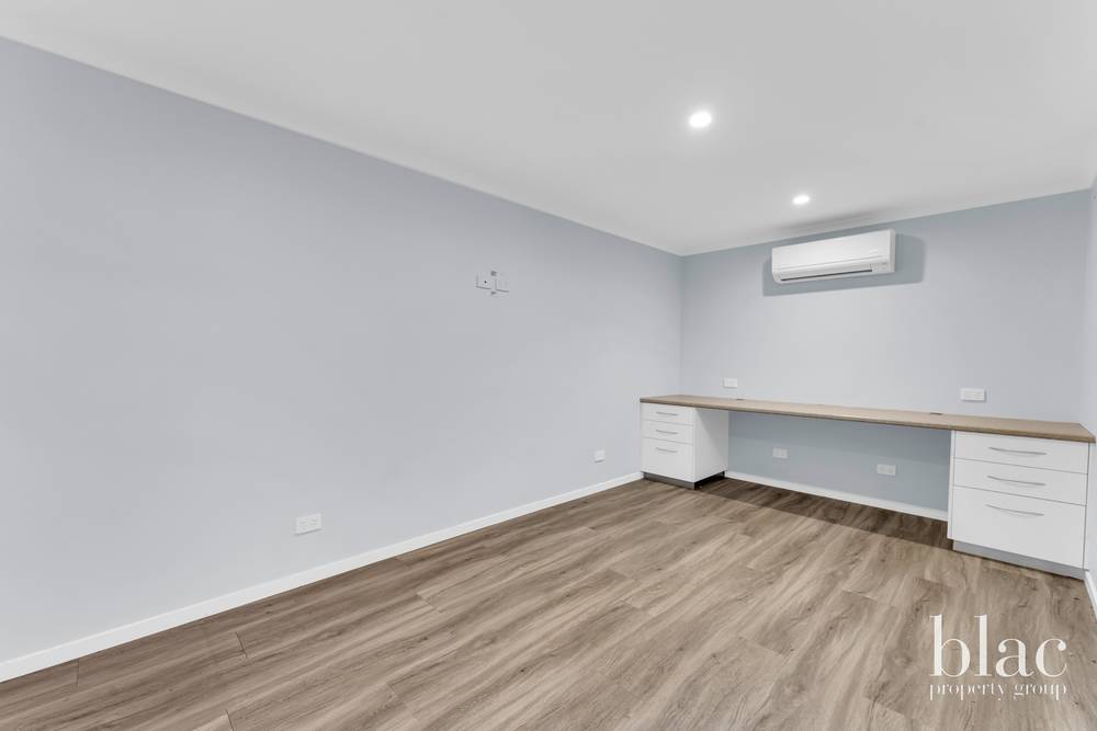 24 Golden Avenue, KALLANGUR, QLD 4503