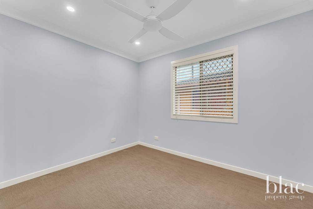 24 Golden Avenue, KALLANGUR, QLD 4503