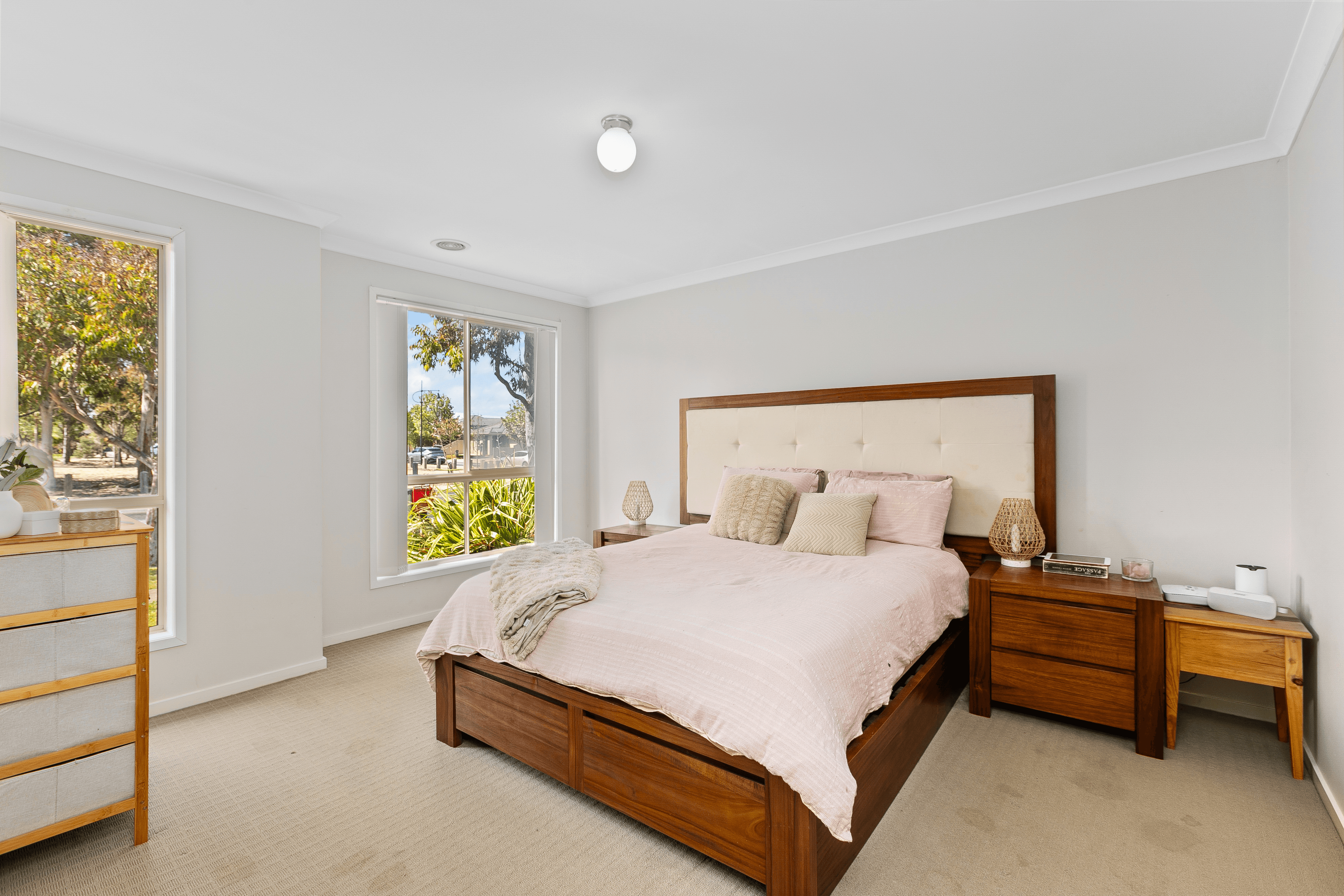 25 Perlette Drive, POINT COOK, VIC 3030