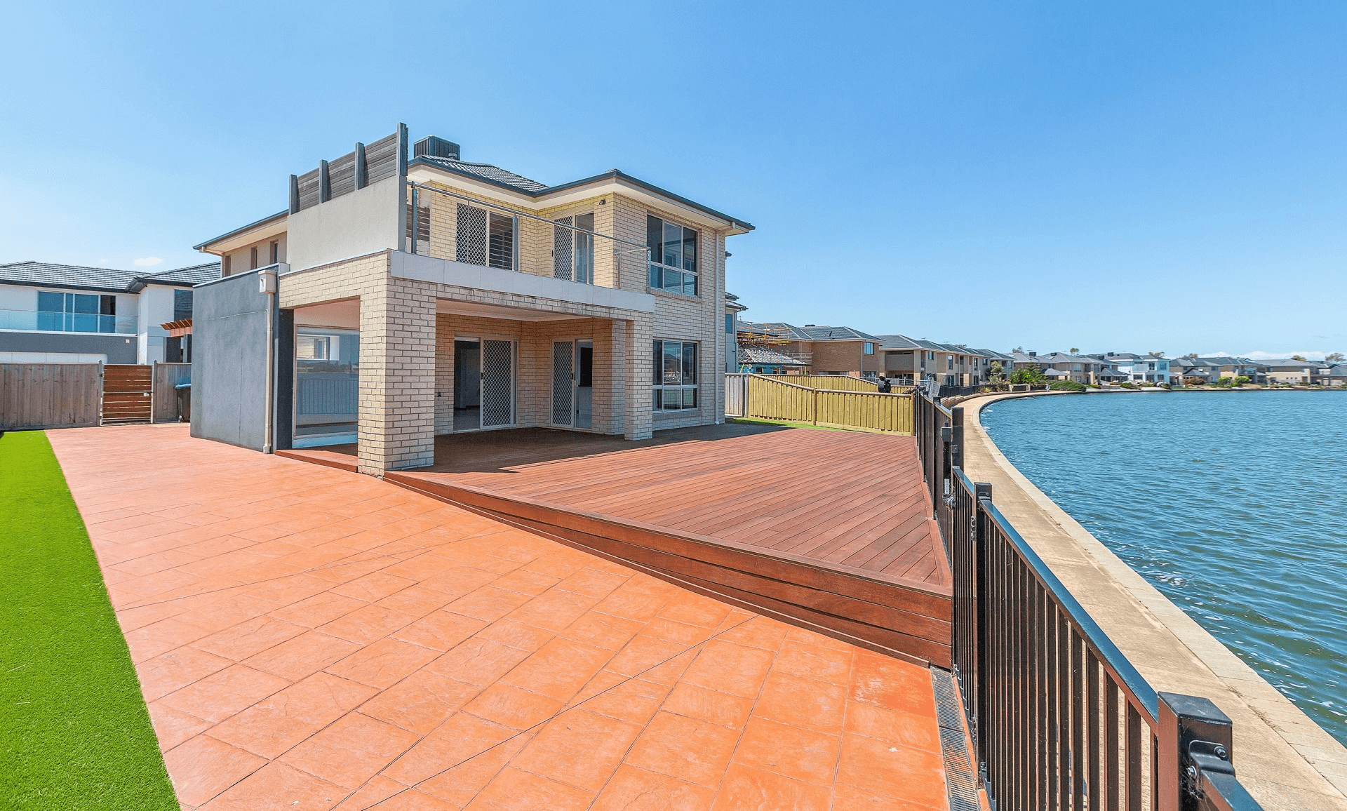 7 Sundowner Place, SANCTUARY LAKES, VIC 3030