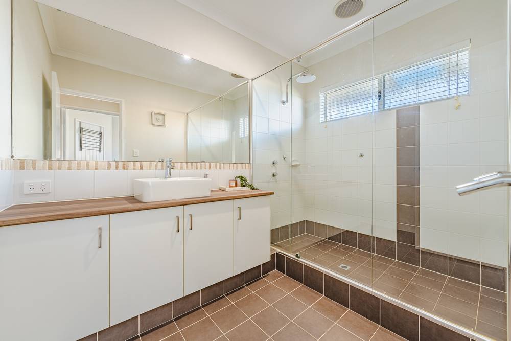 27 Eldorado Loop, Meadow Springs, WA 6210