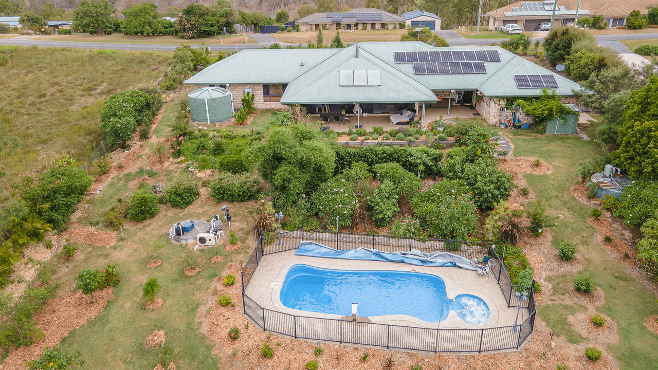 100-102 Scarvell Pl, Kooralbyn, QLD 4285