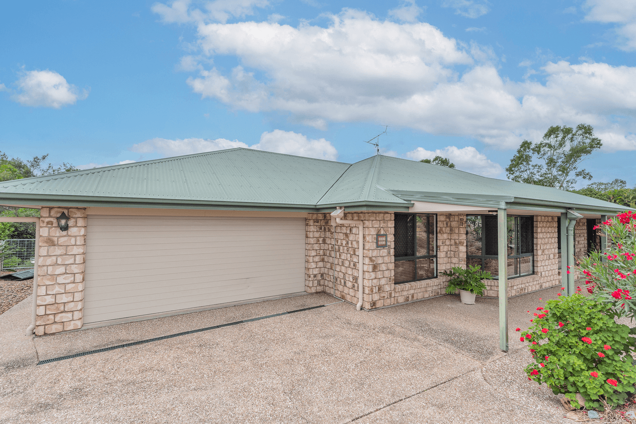 100-102 Scarvell Pl, Kooralbyn, QLD 4285