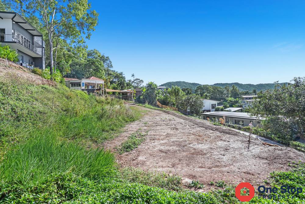 6A Knowles Street, WHITFIELD, QLD 4870