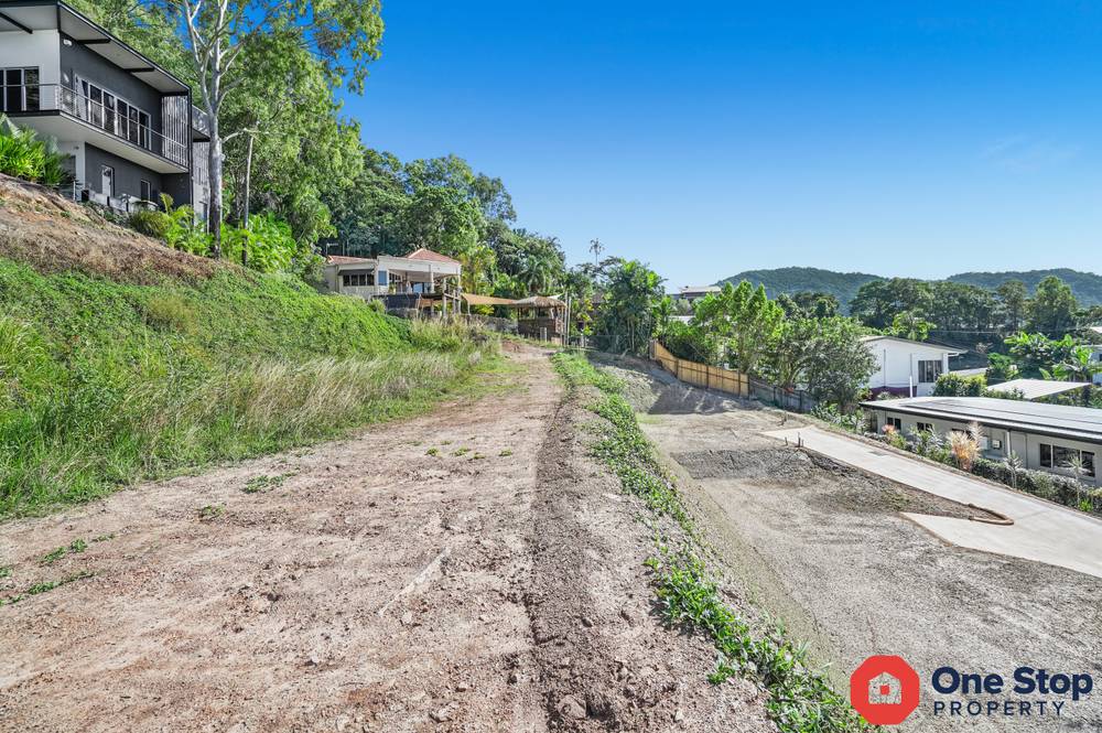 6A Knowles Street, WHITFIELD, QLD 4870