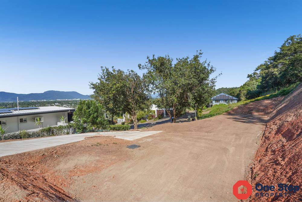 6A Knowles Street, WHITFIELD, QLD 4870