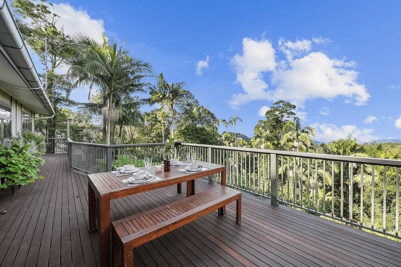 32 Attunga Lane, MOUNT GLORIOUS, QLD 4520