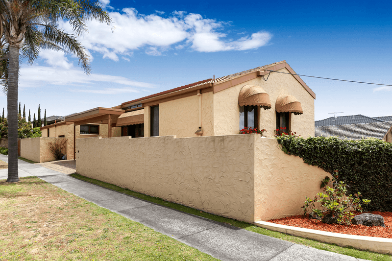 13 Classic Court, OAKLEIGH, VIC 3166