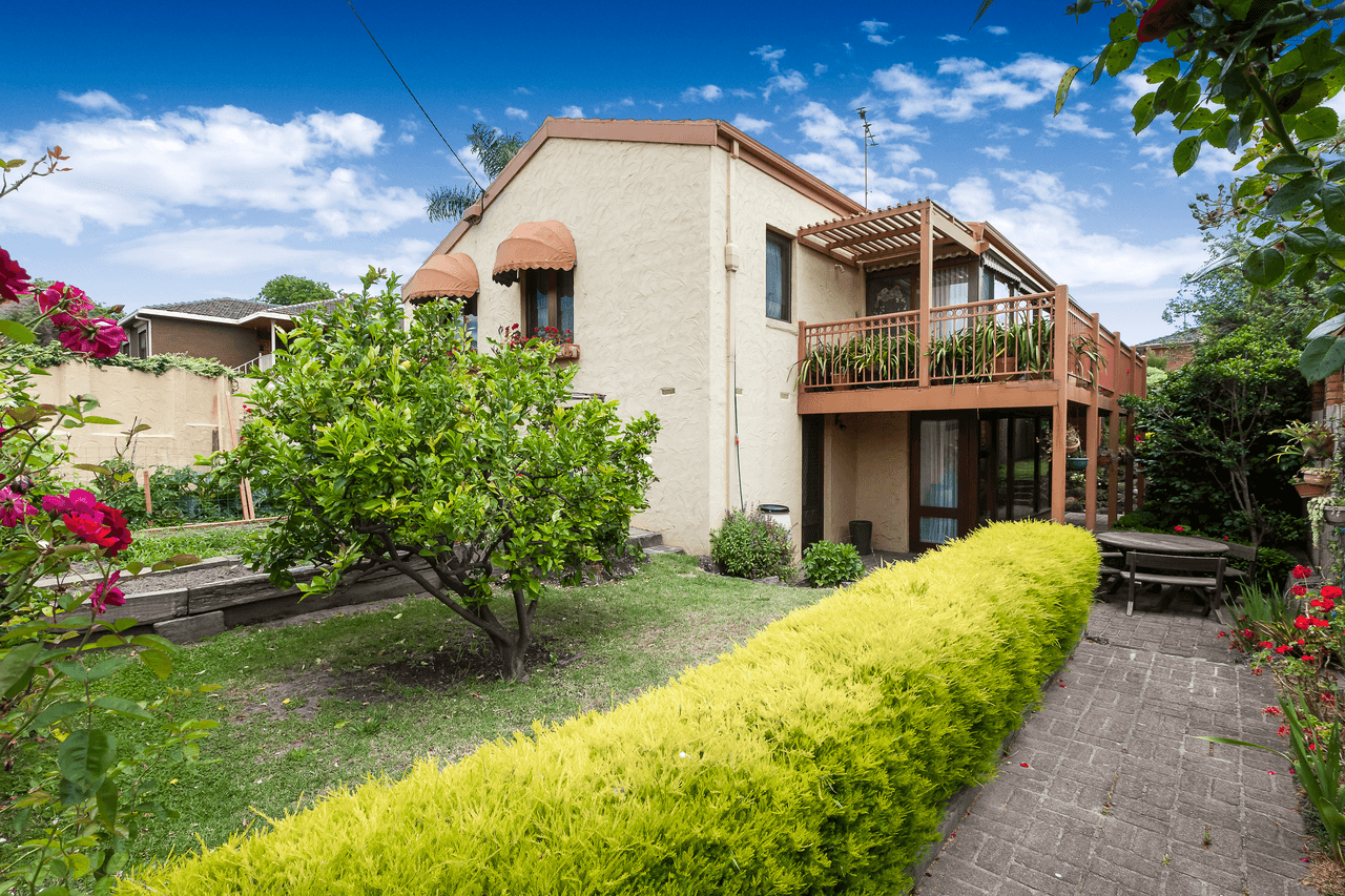 13 Classic Court, OAKLEIGH, VIC 3166