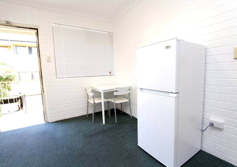 4/17 York Street, INDOOROOPILLY, QLD 4068