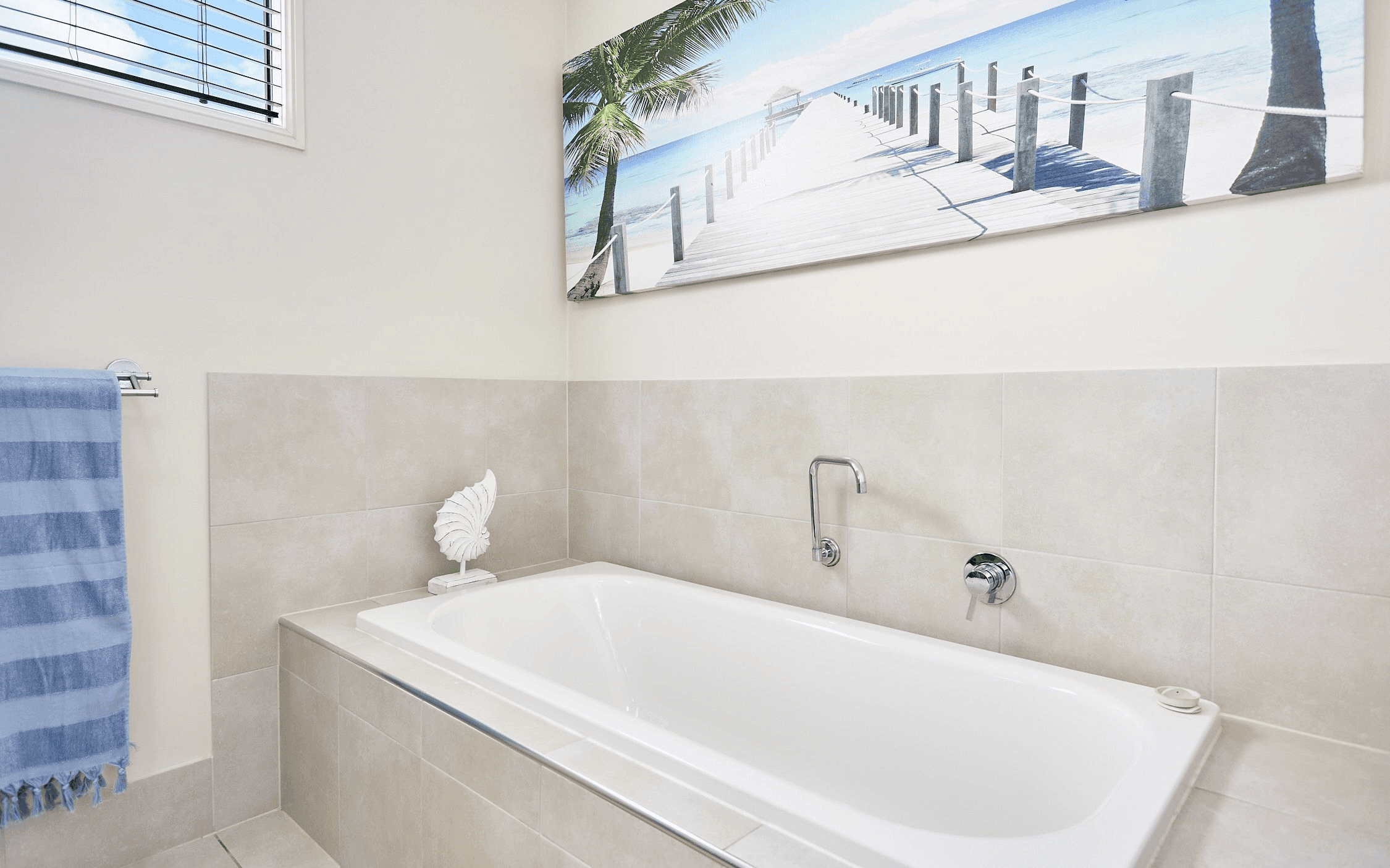UNIT 1/5 HEIGHTS DRIVE, ROBINA, QLD 4226