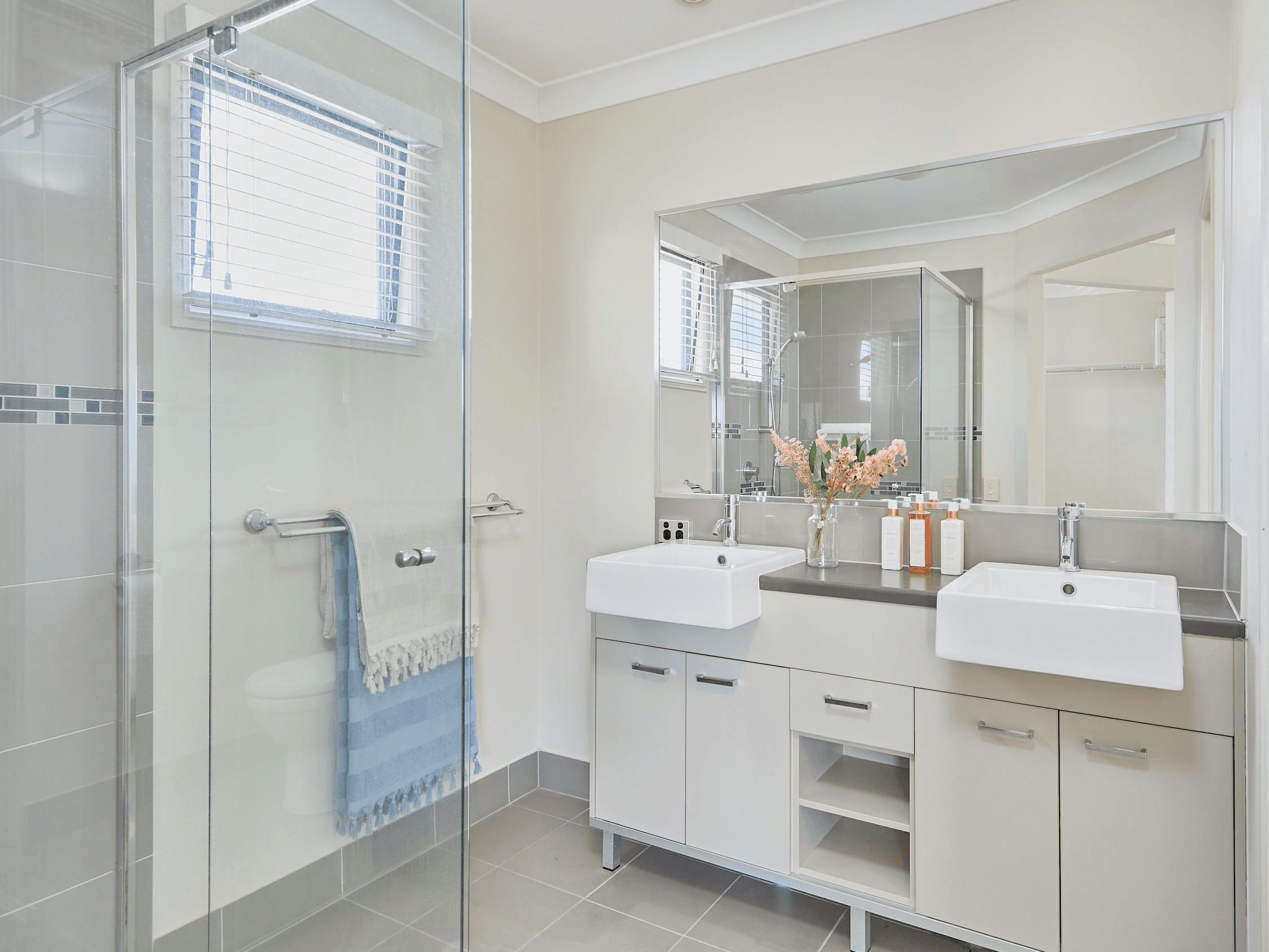 UNIT 1/5 HEIGHTS DRIVE, ROBINA, QLD 4226