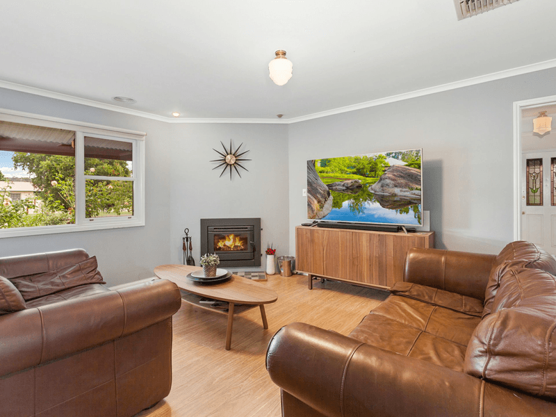 26 Jamieson Street, BROADFORD, VIC 3658