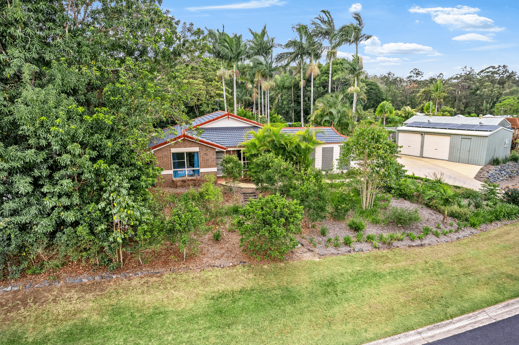 9 Diamantina Drive, BEERWAH, QLD 4519