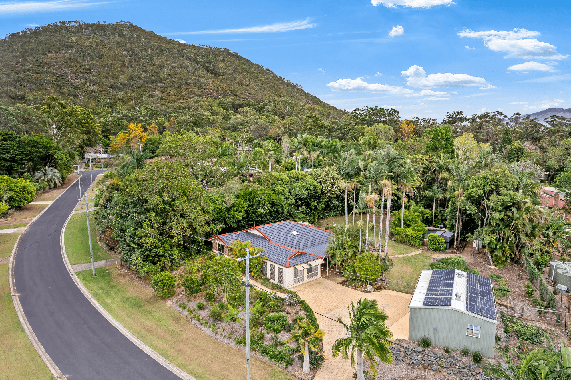 9 Diamantina Drive, BEERWAH, QLD 4519