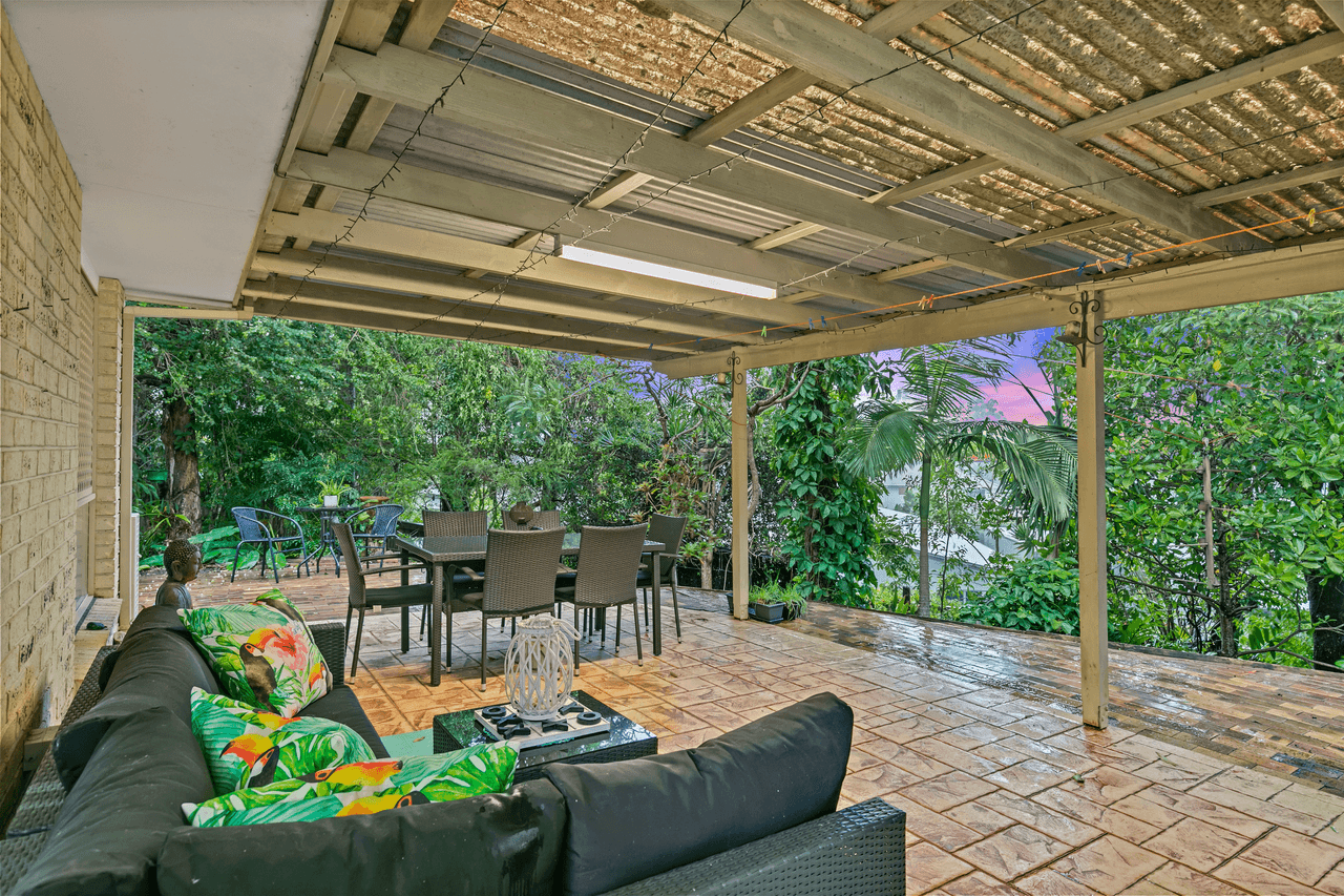 16 Hoop Pine Court, BUDERIM, QLD 4556