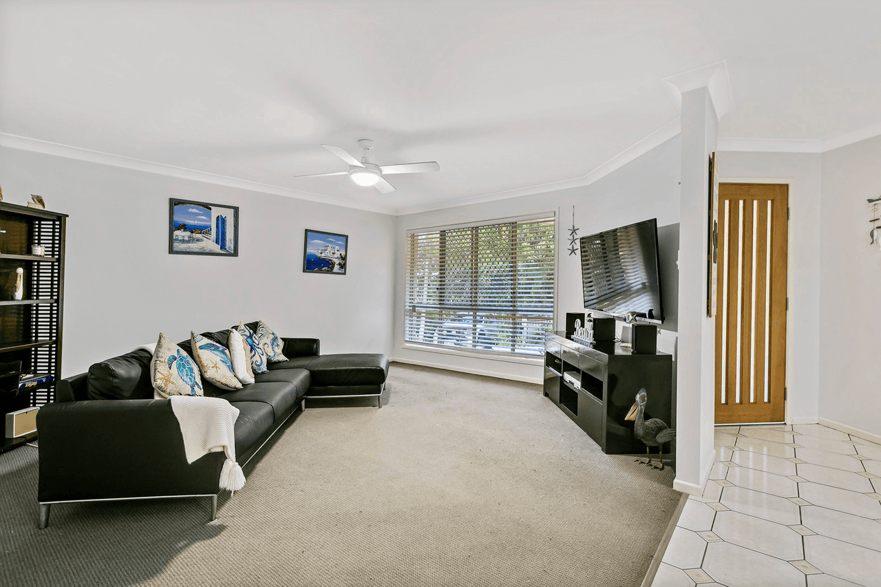 16 Hoop Pine Court, BUDERIM, QLD 4556