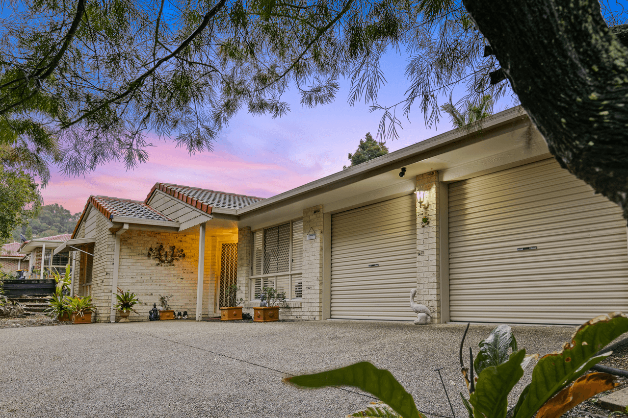 16 Hoop Pine Court, BUDERIM, QLD 4556