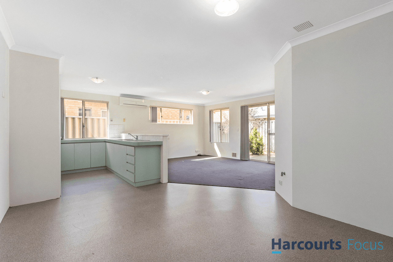 2/8 Leslie Street, CANNINGTON, WA 6107