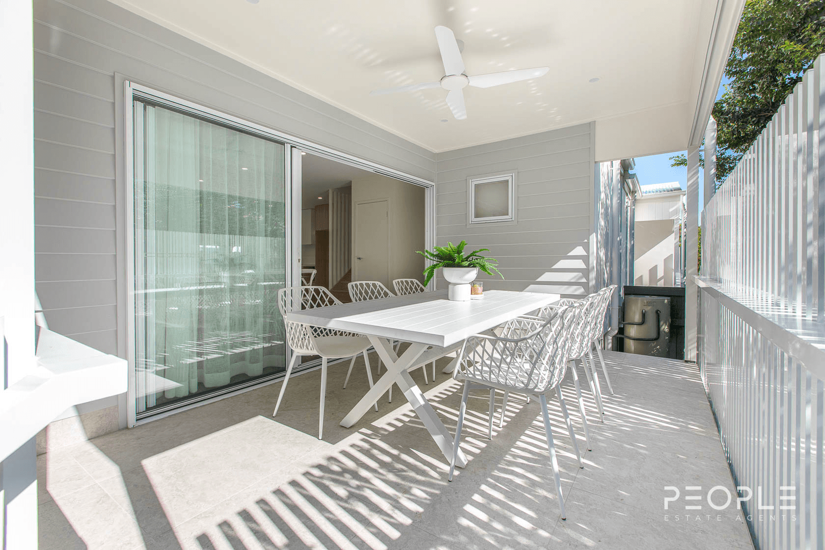 1-4/19 East Street, Camp Hill, QLD 4152