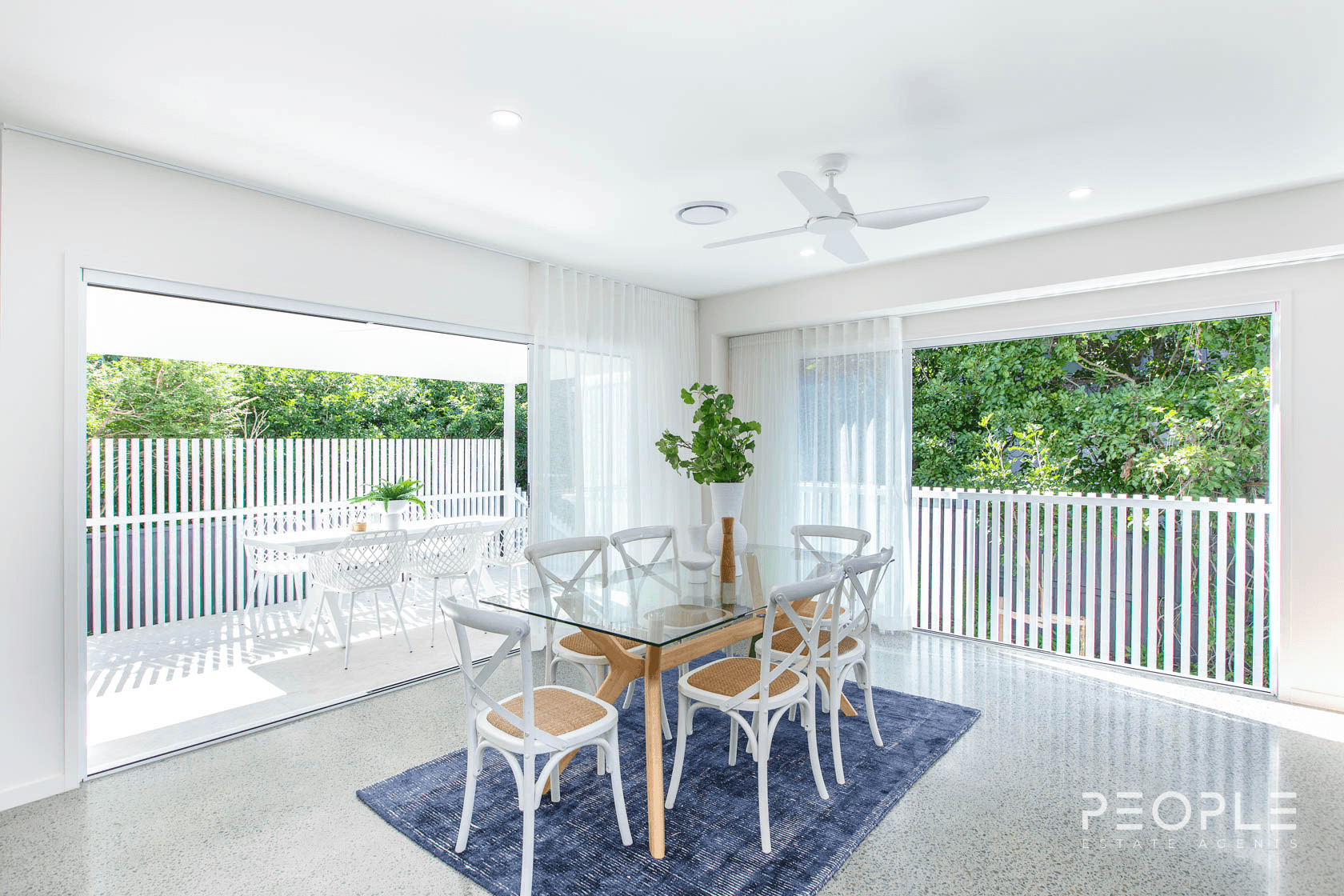 1-4/19 East Street, Camp Hill, QLD 4152