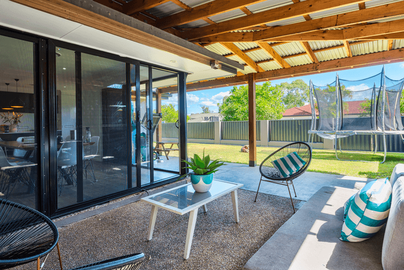 18 Matthew Close, Burleigh Heads, QLD 4220