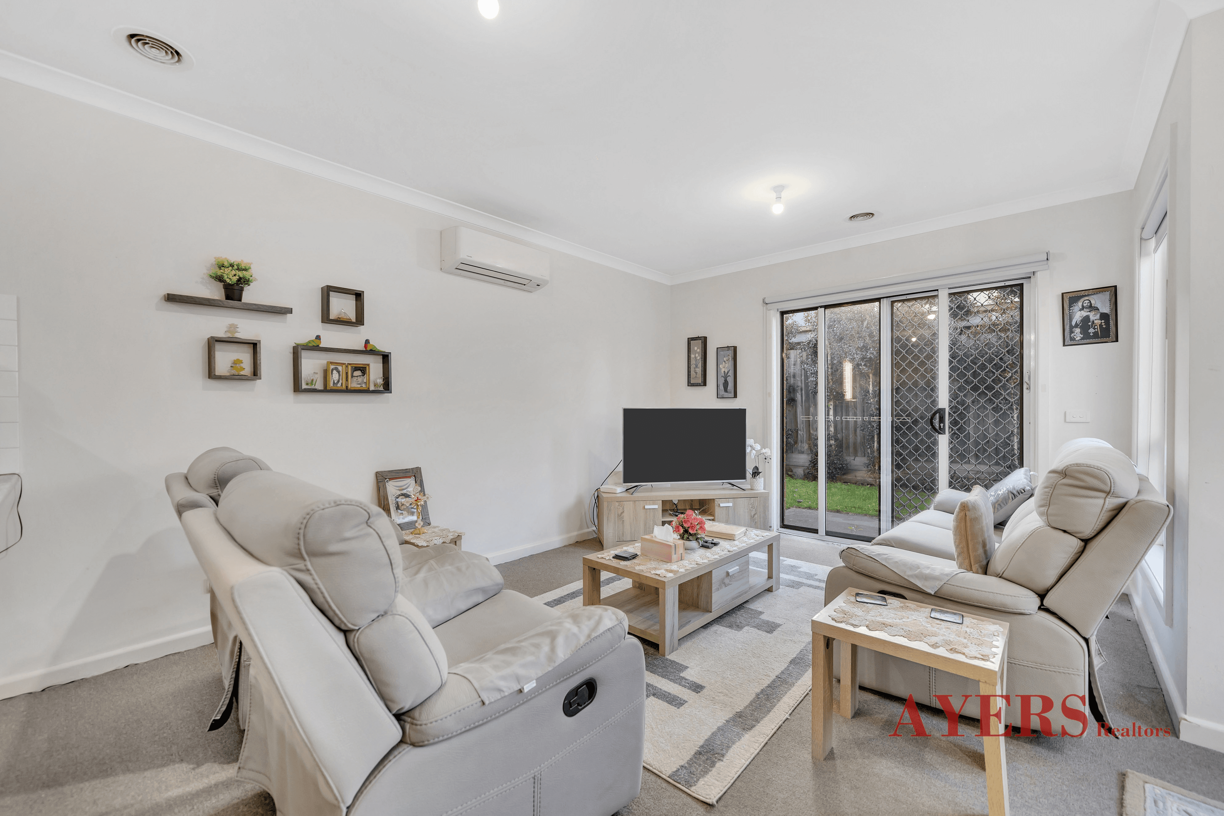 15/4 Young Road, HALLAM, VIC 3803