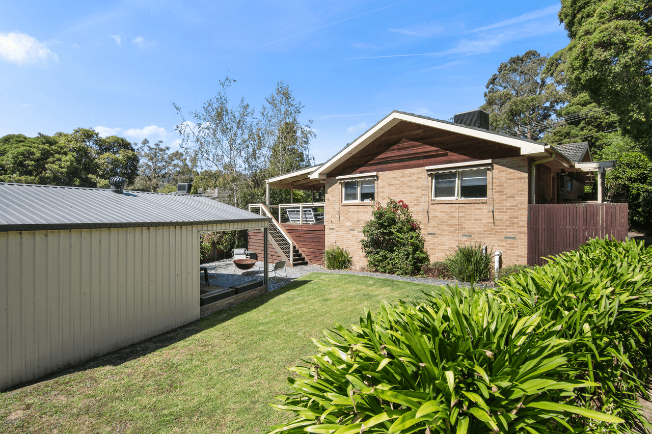 31 Walnut Drive, KILSYTH, VIC 3137