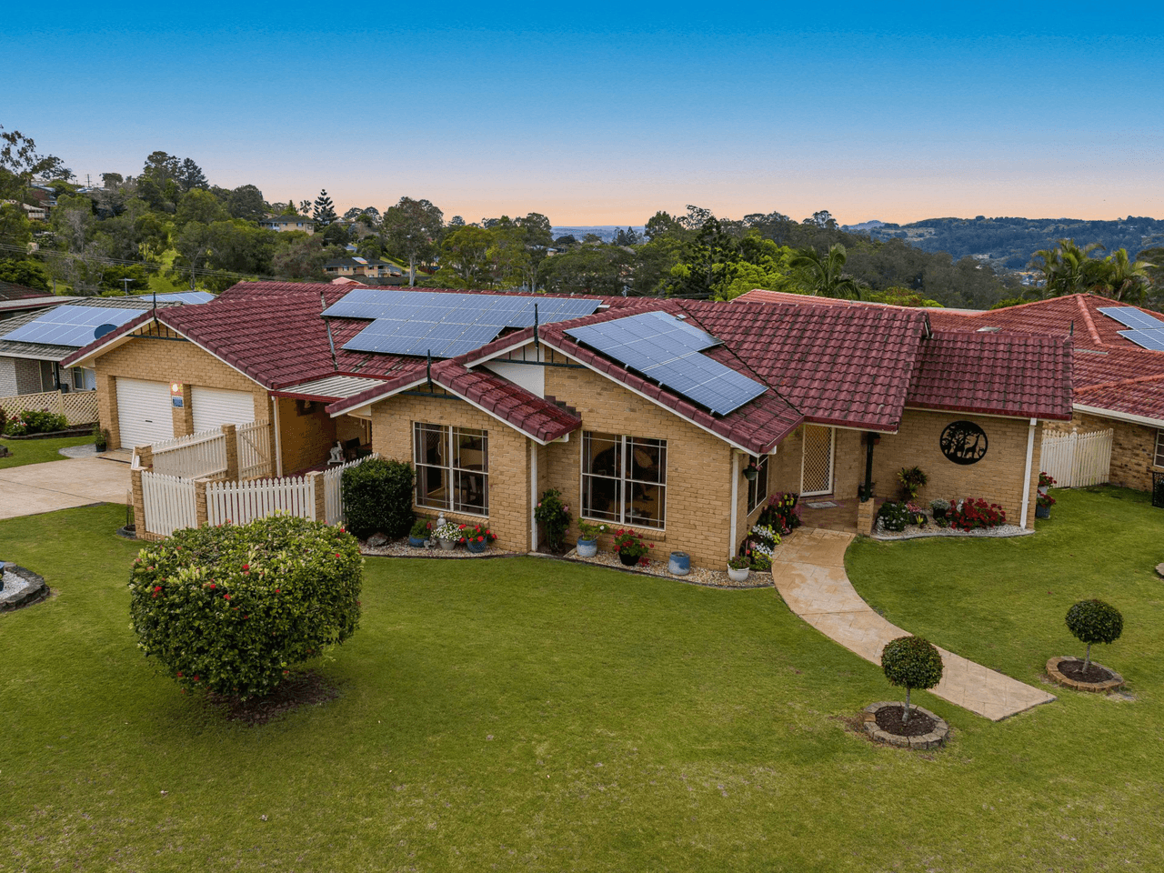 1 Arlington Court, GOONELLABAH, NSW 2480