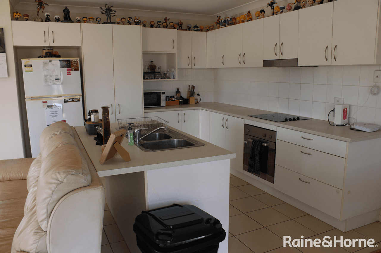 10 Lara Court, KINGAROY, QLD 4610