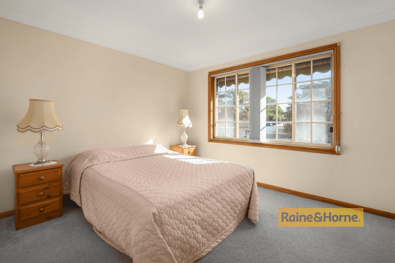 2/44 Paton Street, WOY WOY, NSW 2256