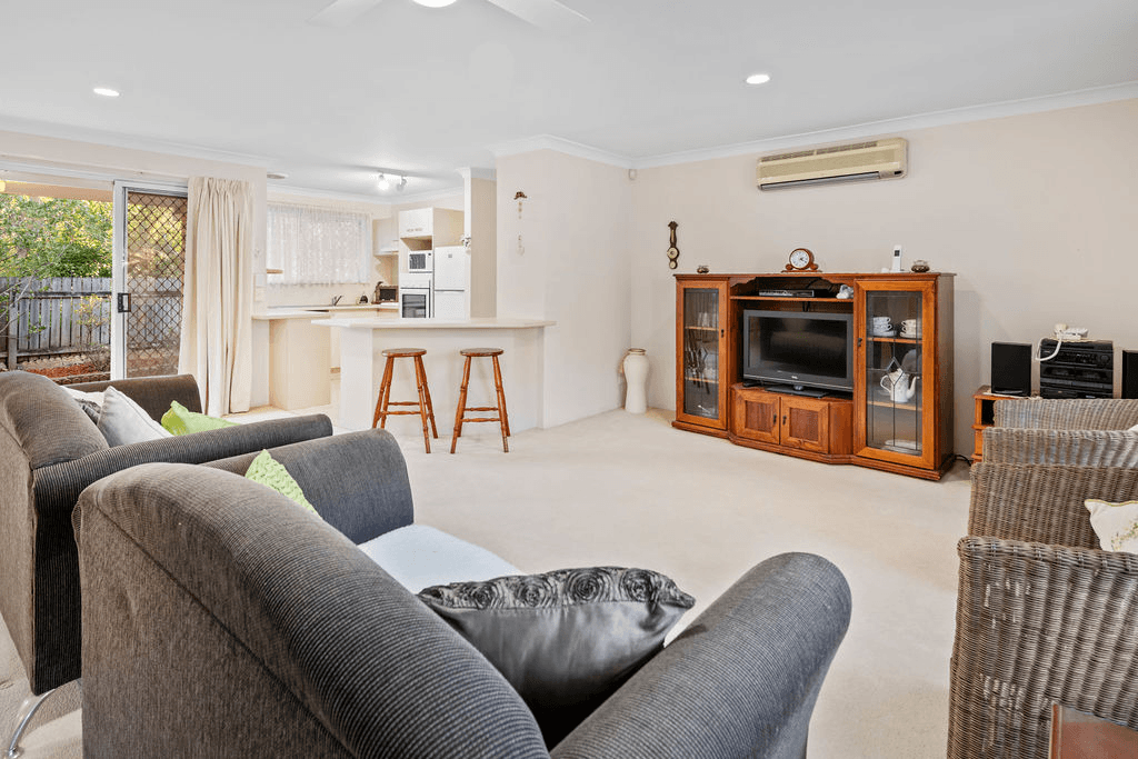 32/33-67 Edmund Rice Drive, SOUTHPORT, QLD 4215