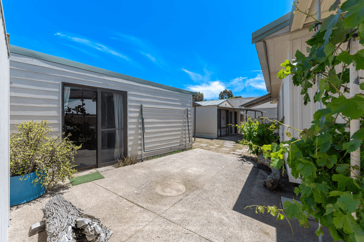 24A Batten Street, Coolbellup, WA 6163