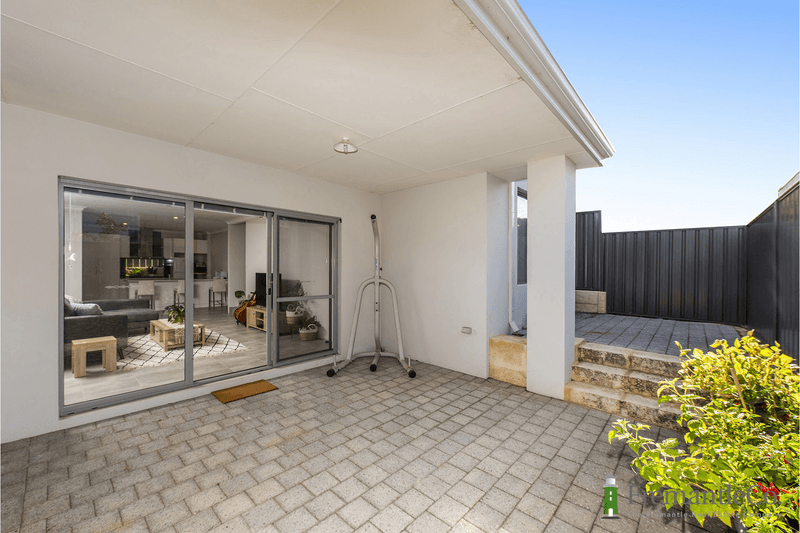 5A Chesham Way, Hamilton Hill, WA 6163