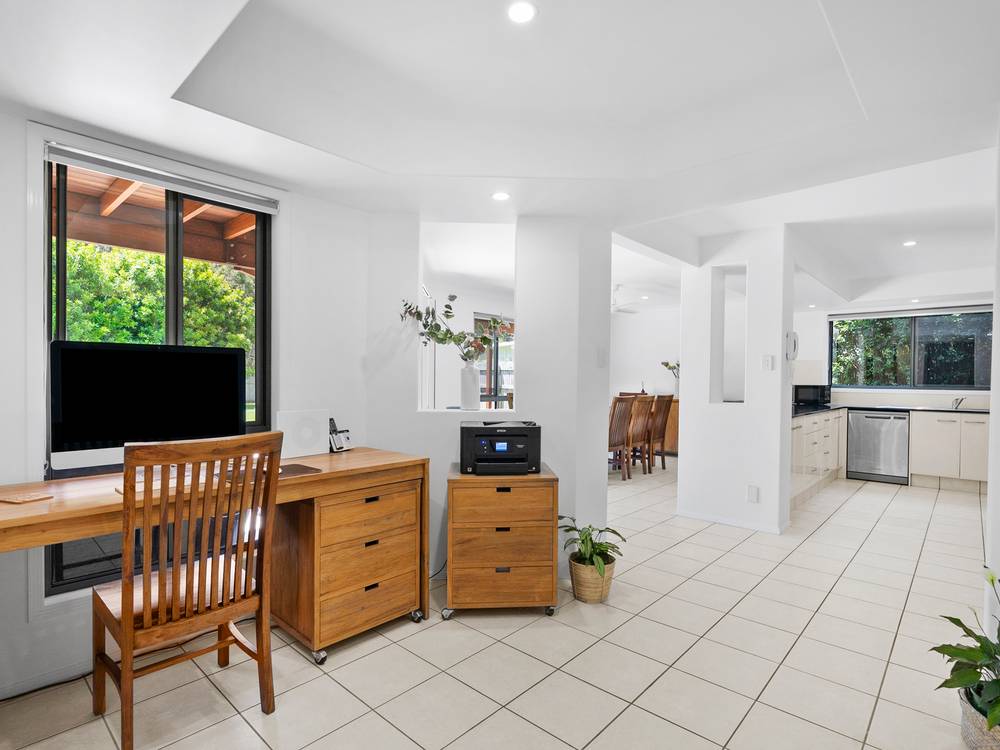 127 Overall Drive, POTTSVILLE, NSW 2489