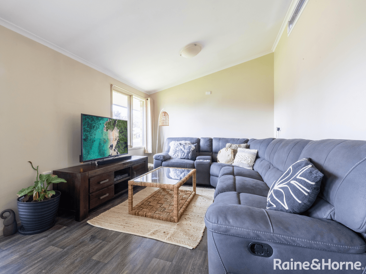 2 De Clouett Place, WINDRADYNE, NSW 2795