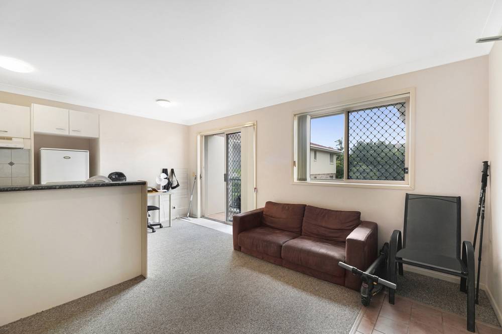 27/14-16 Spendelove Avenue, Southport, QLD 4215