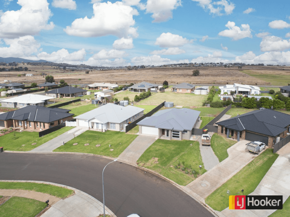 7 Mulga Place, MOORE CREEK, NSW 2340