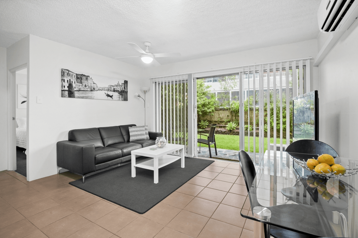 Unit 12/171 Old Burleigh Rd, Broadbeach, QLD 4218