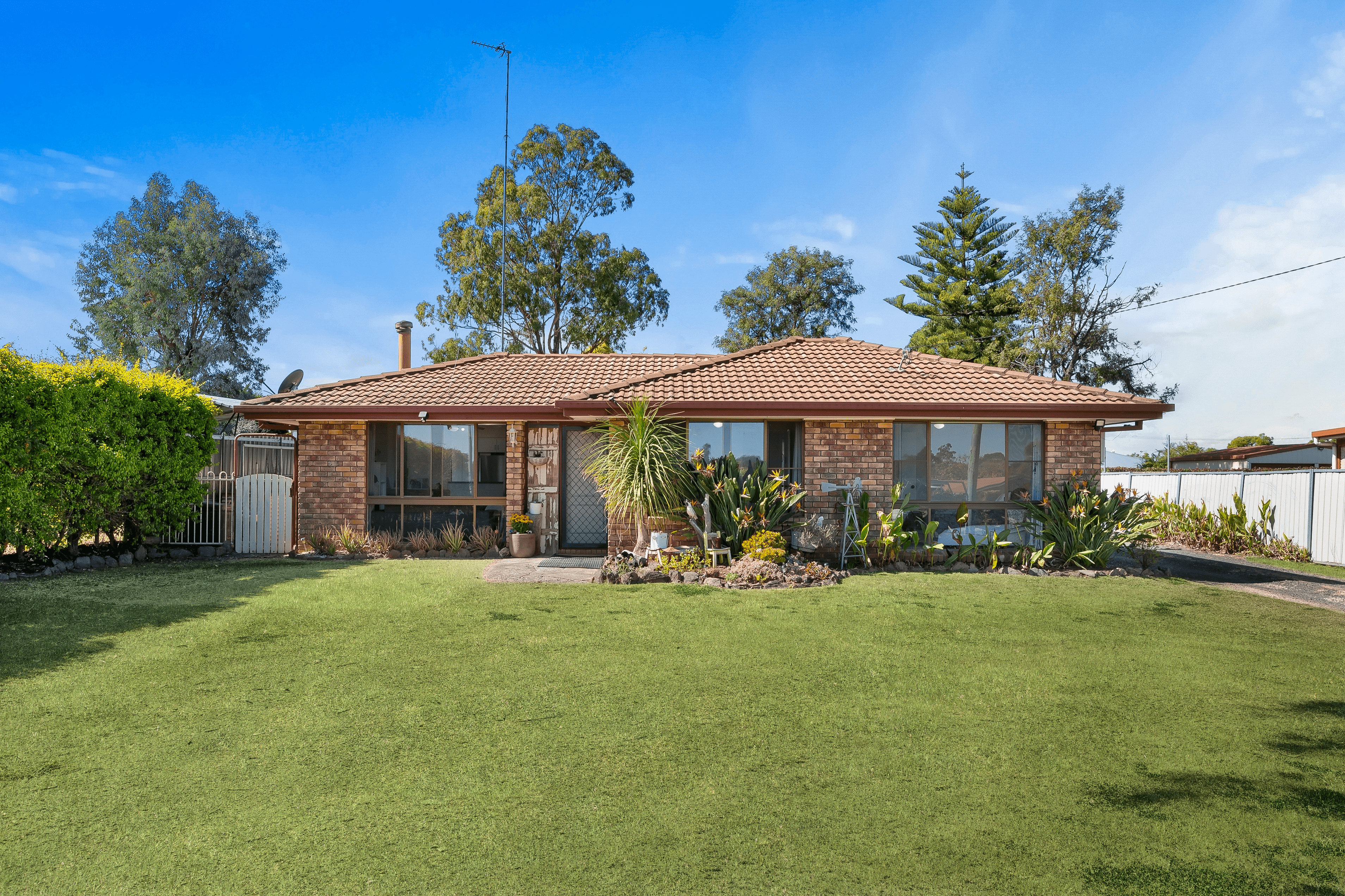 11 Balfour Street, WYREEMA, QLD 4352