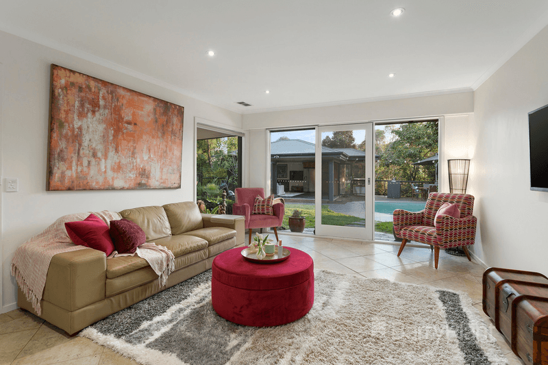 9 Research-Warrandyte Road, Research, VIC 3095
