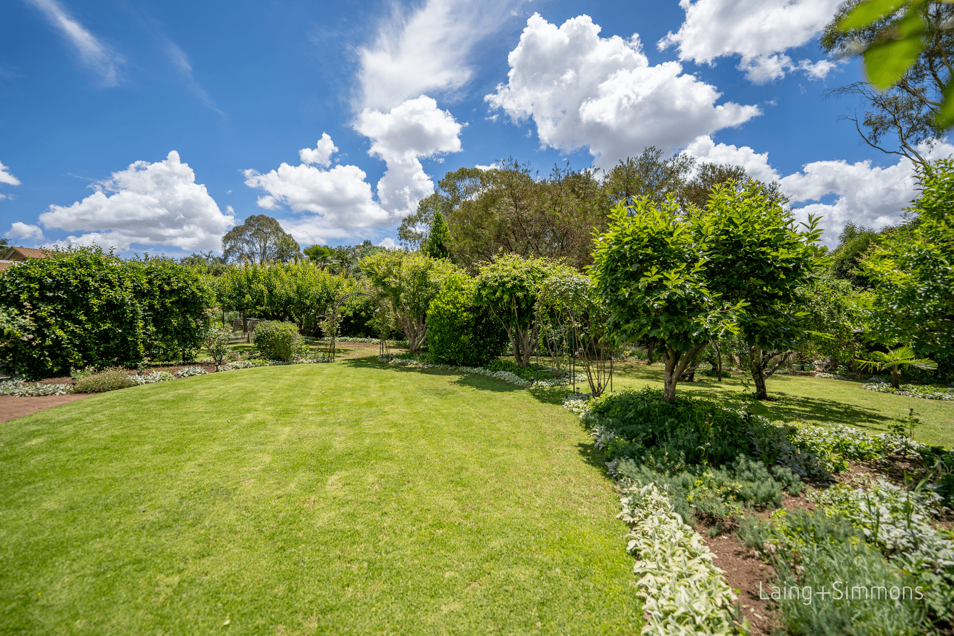 52 Lynches Road, Armidale, NSW 2350