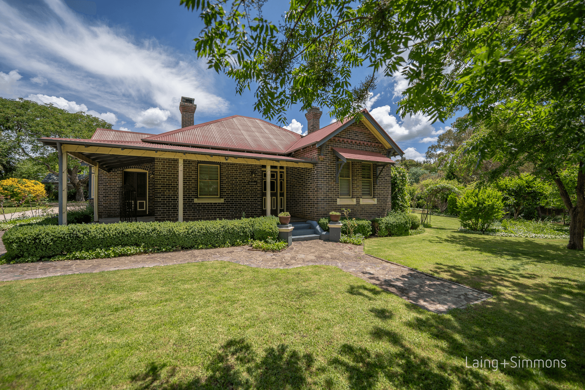 52 Lynches Road, Armidale, NSW 2350