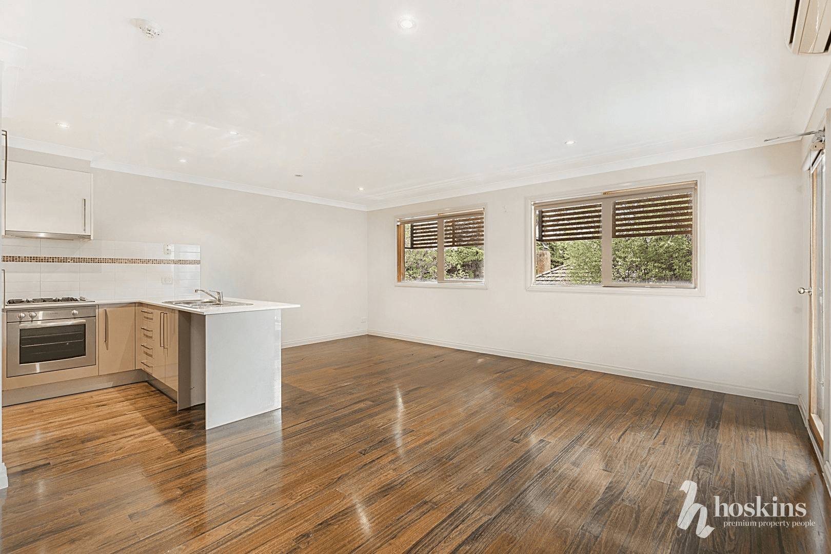 4/4 Springfield Avenue, Croydon, VIC 3136